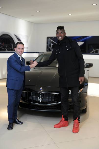 Paul Pogba acquista una Ghibli alla concessionaria Maserati di Torino (Olycom)
